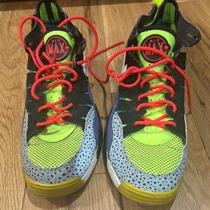 Nike Air men US size 11.5 Good condition